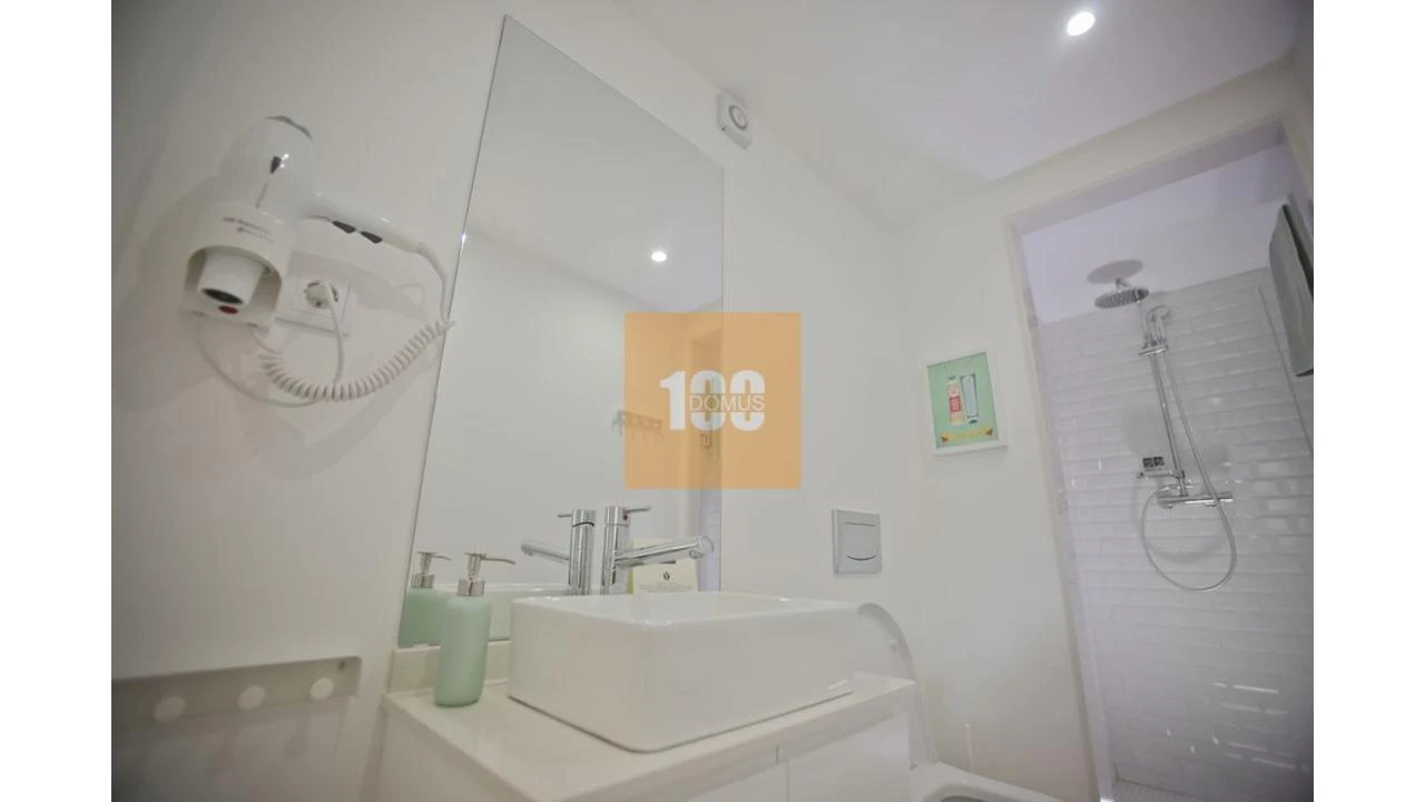 Apartamento para Venda em Cedofeita, Santo Ildefonso, Sé, Miragaia, São Nicolau e Vitória Foto 33