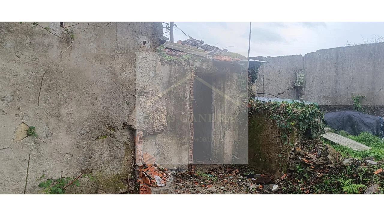 Moradia T2 para Venda em Fânzeres e São Pedro da Cova Foto 8