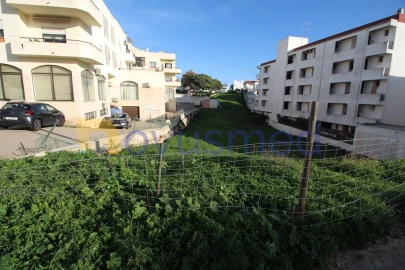 Terreno para Venda em Albufeira e Olhos de Água