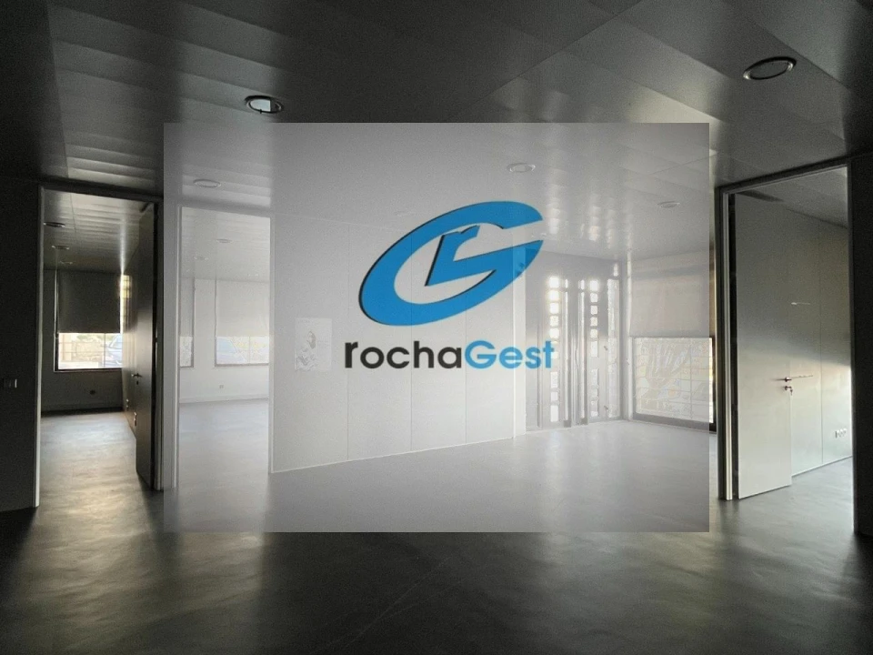 Loja para Arrendamento em Custóias, Leça do Balio e Guifões Foto 1