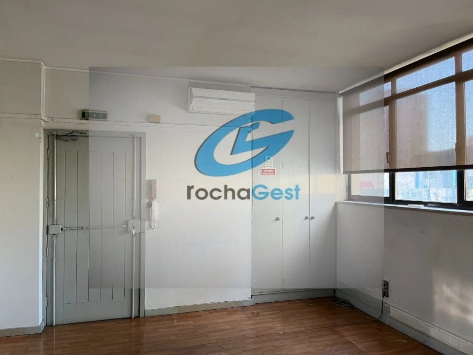 Escritório para Arrendamento em Custóias, Leça do Balio e Guifões Foto 8