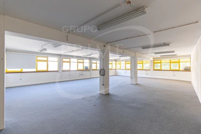 Escritório para Arrendamento em Ramalde