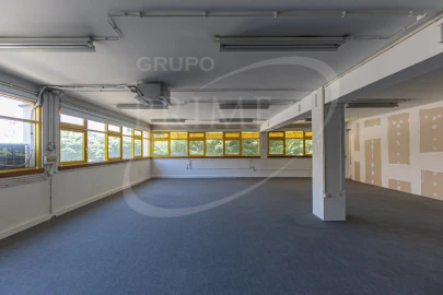 Escritório para Arrendamento em Ramalde