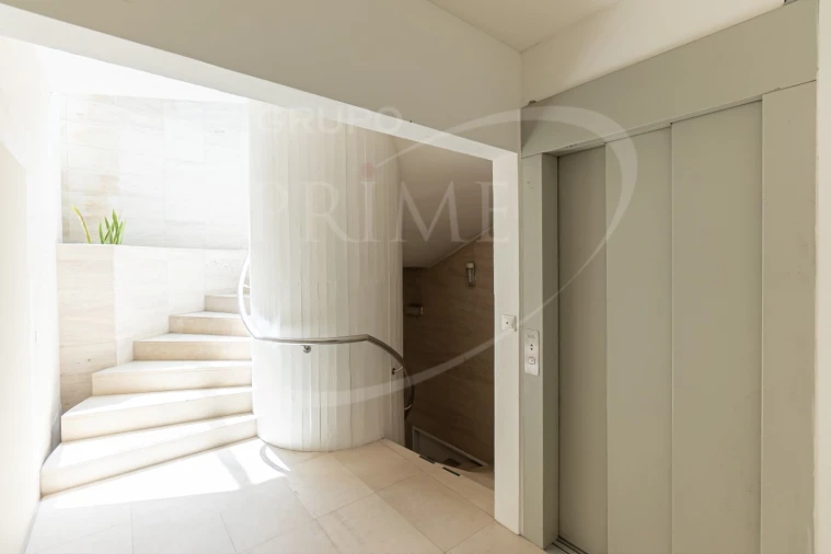 Escritório para Arrendamento em Ramalde Foto 16