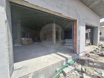 Loja para Venda em Almeirim