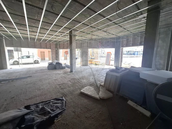 Loja para Venda em Almeirim Foto 4