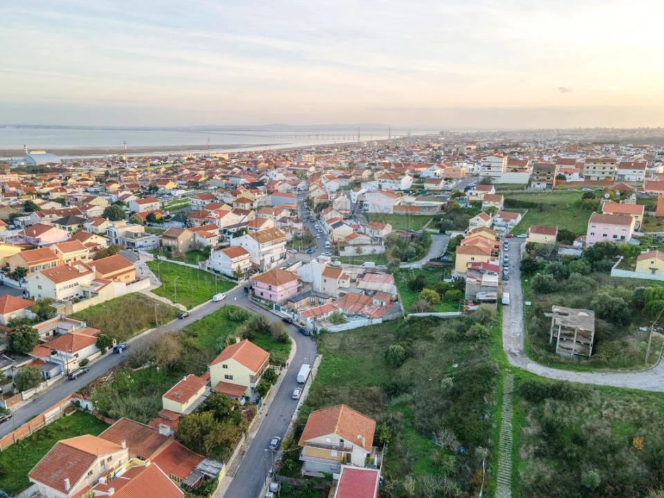Terreno para Venda em Santa Iria de Azoia, São João da Talha e Bobadela Foto 22