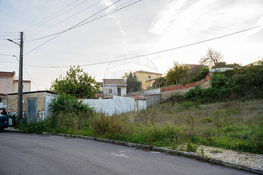 Terreno para Venda em Santa Iria de Azoia, São João da Talha e Bobadela Foto 3