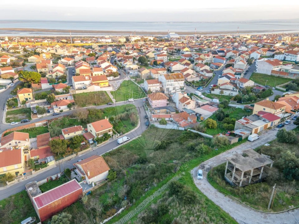 Terreno para Venda em Santa Iria de Azoia, São João da Talha e Bobadela Foto 16
