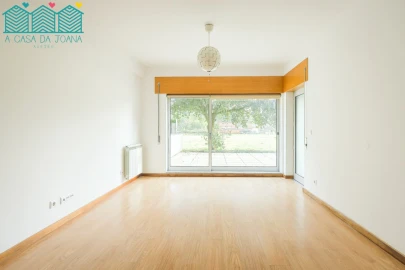 Apartamento T2 para Arrendamento em Esgueira