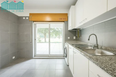 Apartamento T2 para Arrendamento em Esgueira