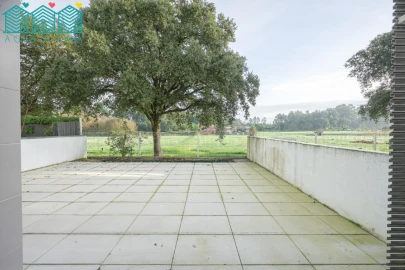 Apartamento T2 para Arrendamento em Esgueira