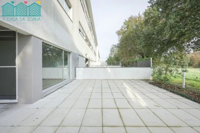 Apartamento T2 para Arrendamento em Esgueira