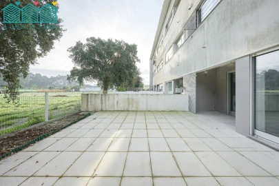 Apartamento T2 para Arrendamento em Esgueira