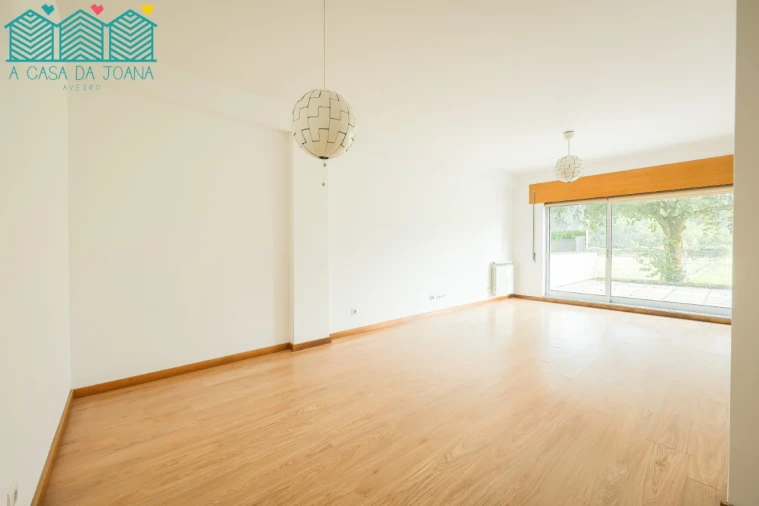 Apartamento T2 para Arrendamento em Esgueira Foto 4
