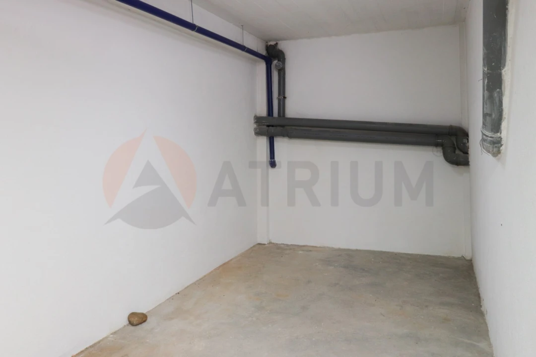 Garagem para Venda em União das Freguesias de Setúbal Foto 2