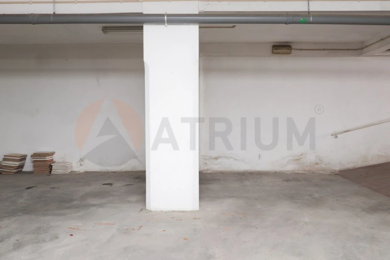 Garagem para Venda em União das Freguesias de Setúbal Foto 12