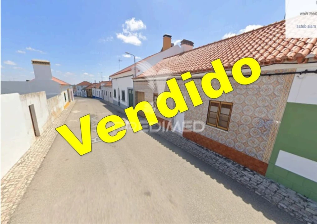 Moradia T2 para Venda em Torrão Foto 1