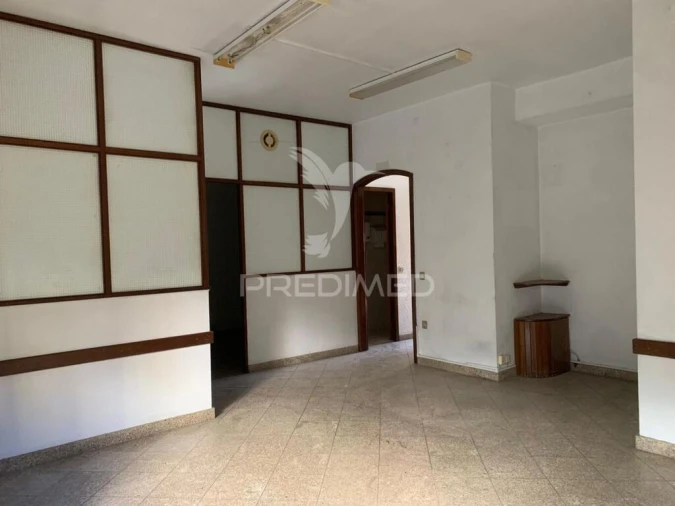 Loja para Venda em Amarante (São Gonçalo), Madalena, Cepelos e Gatão Foto 8