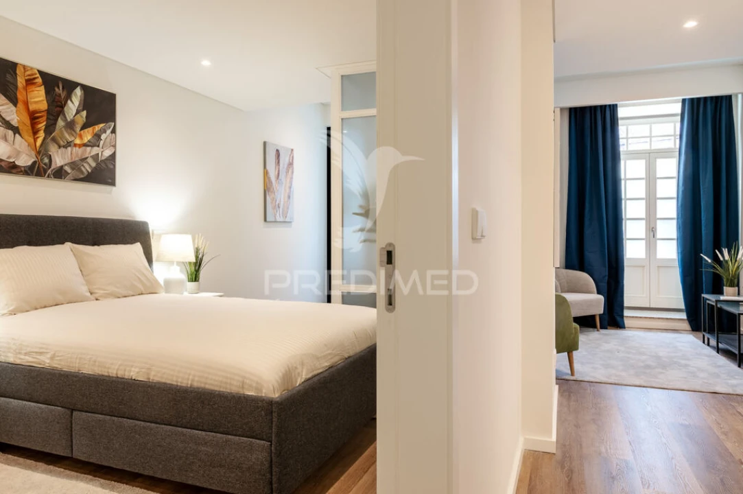 Apartamento T2 para Venda em Cedofeita, Santo Ildefonso, Sé, Miragaia, São Nicolau e Vitória Foto 9