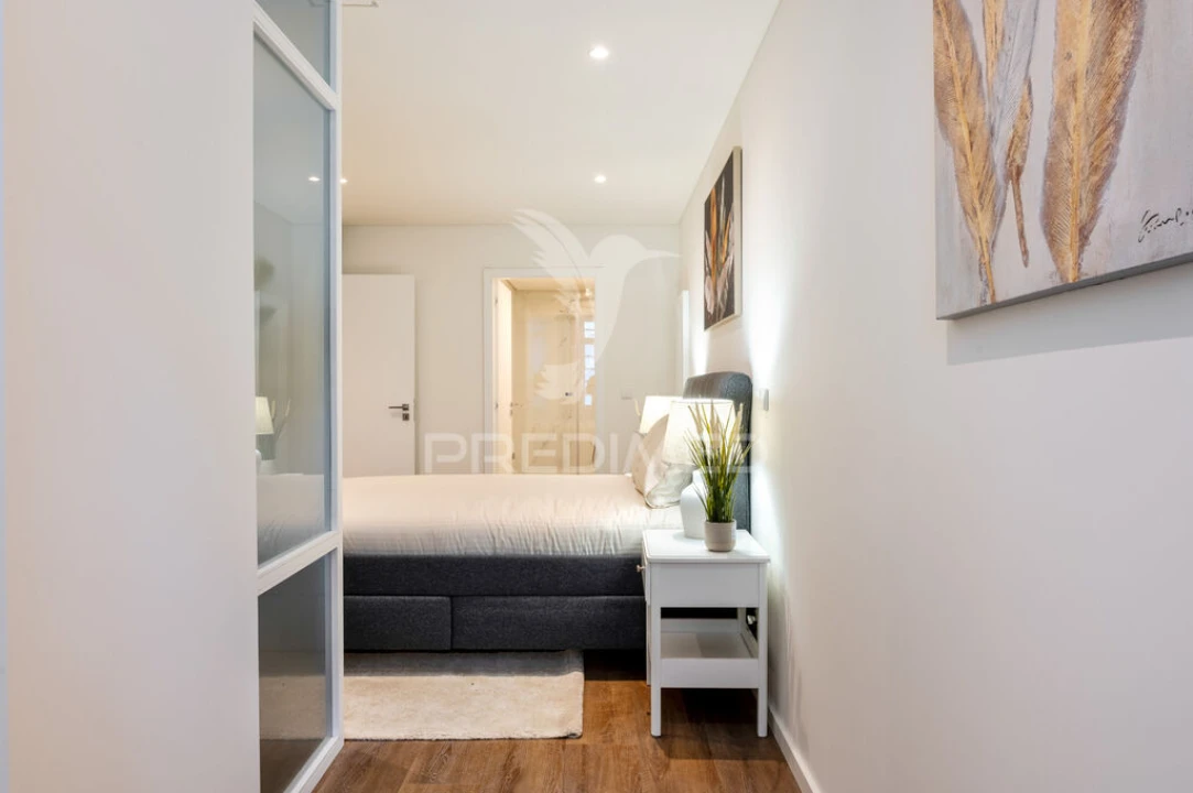 Apartamento T2 para Venda em Cedofeita, Santo Ildefonso, Sé, Miragaia, São Nicolau e Vitória Foto 5