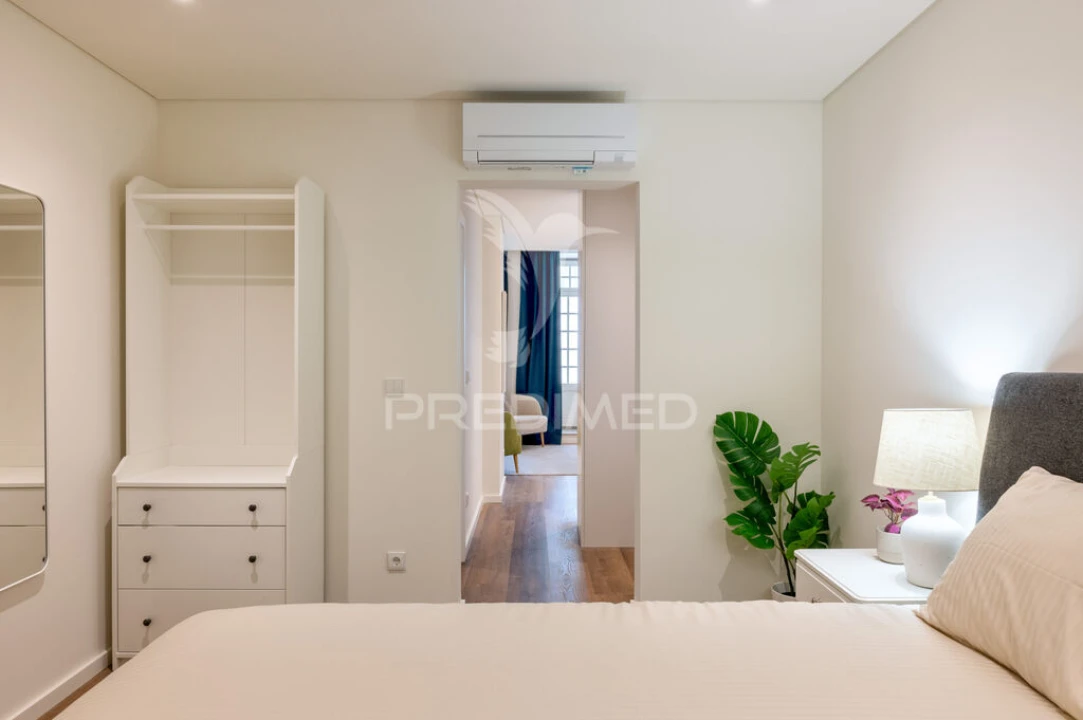 Apartamento T2 para Venda em Cedofeita, Santo Ildefonso, Sé, Miragaia, São Nicolau e Vitória Foto 16