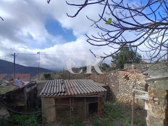 Moradia T4 para Venda em Cumeeira Foto 44