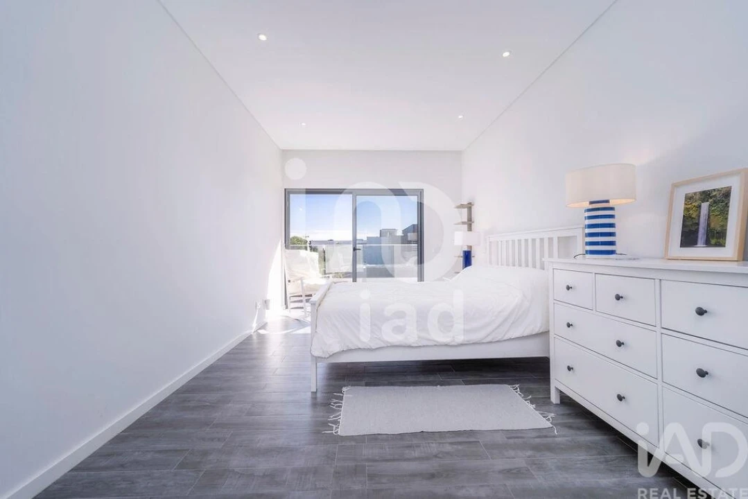 Moradia T3 para Venda em Quarteira Foto 18