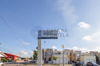 Terreno para Venda em Castêlo da Maia