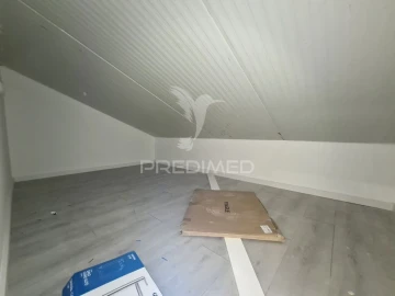 Apartamento T2 para Venda em São Domingos de Benfica