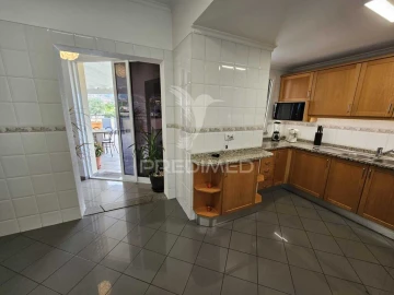 Apartamento T4 para Venda em São Martinho