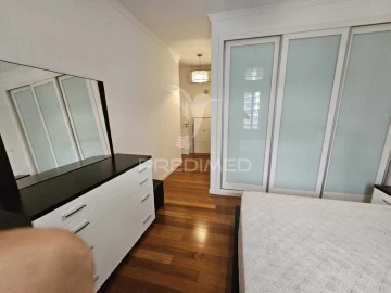 Apartamento T4 para Venda em São Martinho