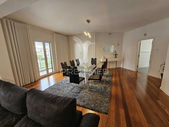 Apartamento T4 para Venda em São Martinho Foto 7