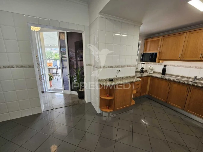 Apartamento T4 para Venda em São Martinho Foto 9