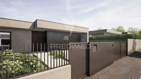 Moradia T3 para Venda em Soutelo