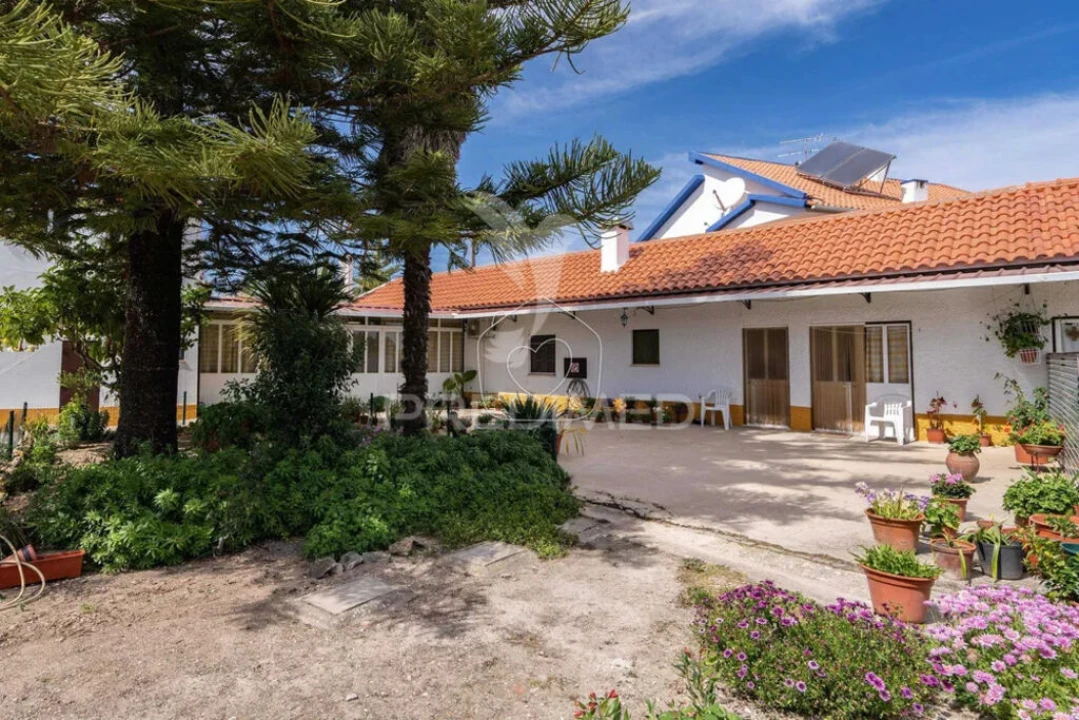 Moradia T5 para Venda em Abitureiras Foto 10