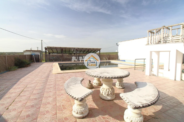 Quinta T4 para Venda em Redondo Foto 3