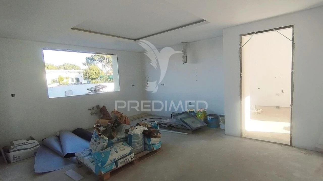Moradia T4 para Venda em Azeitão (São Lourenço e São Simão) Foto 12