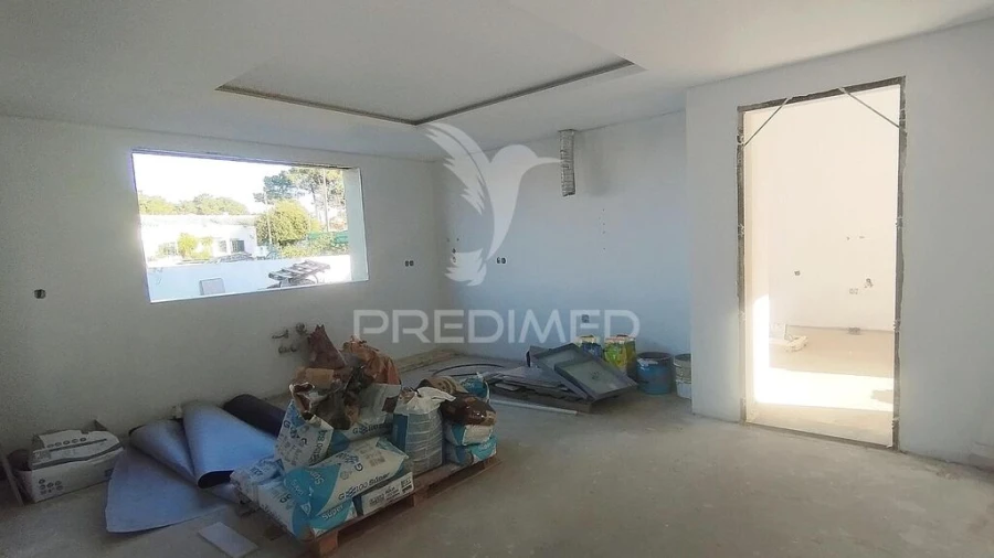 Moradia T4 para Venda em Azeitão (São Lourenço e São Simão) Foto 12