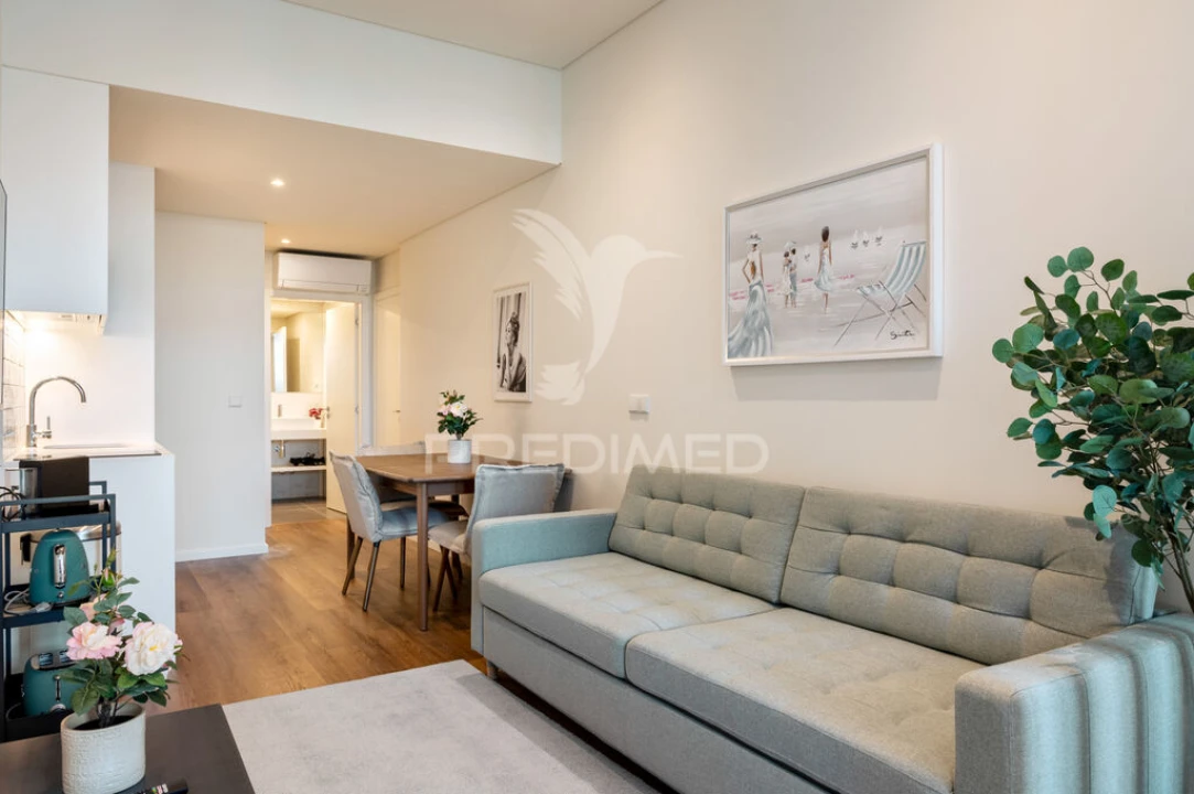 Apartamento T2 para Venda em Cedofeita, Santo Ildefonso, Sé, Miragaia, São Nicolau e Vitória Foto 9
