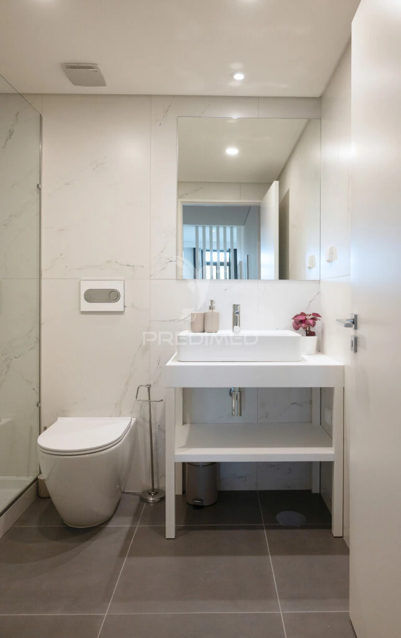 Apartamento T2 para Venda em Cedofeita, Santo Ildefonso, Sé, Miragaia, São Nicolau e Vitória Foto 16