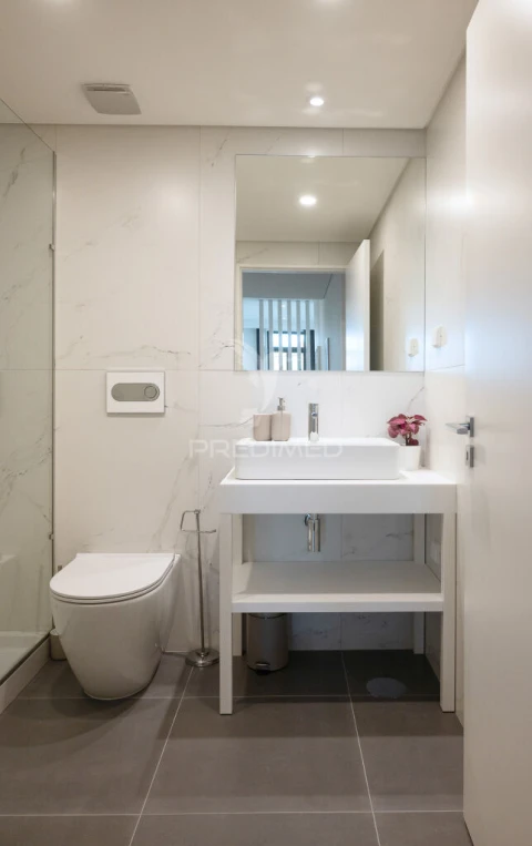 Apartamento T2 para Venda em Cedofeita, Santo Ildefonso, Sé, Miragaia, São Nicolau e Vitória