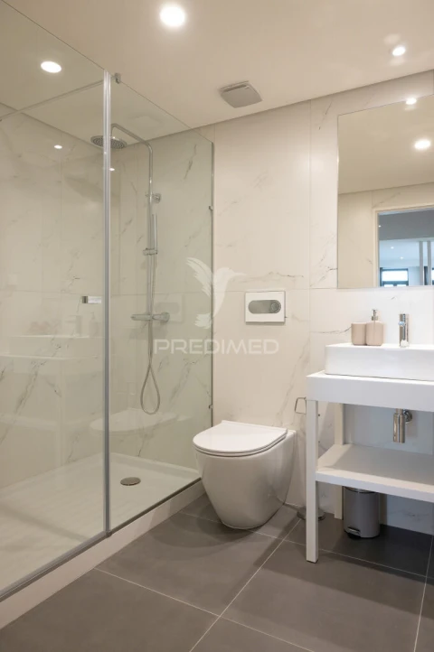 Apartamento T2 para Venda em Cedofeita, Santo Ildefonso, Sé, Miragaia, São Nicolau e Vitória