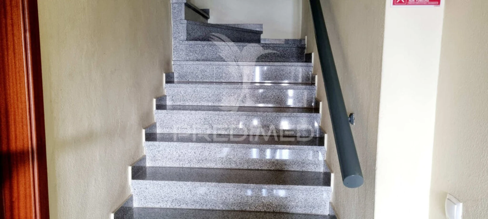 Armazém para Venda em Estômbar e Parchal Foto 14