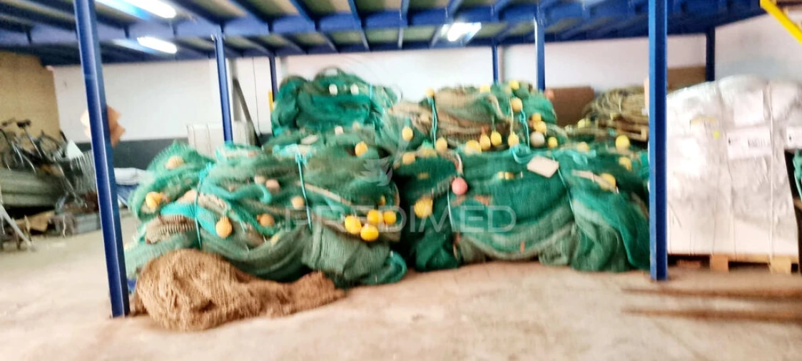 Armazém para Venda em Estômbar e Parchal Foto 4