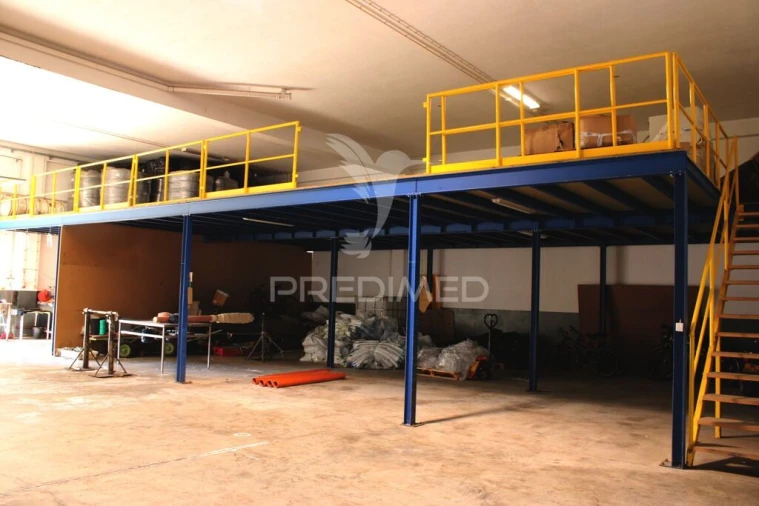 Armazém para Venda em Estômbar e Parchal Foto 7