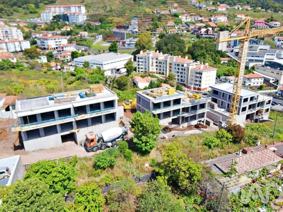 Moradia T3 para Venda em Caniço Foto 18