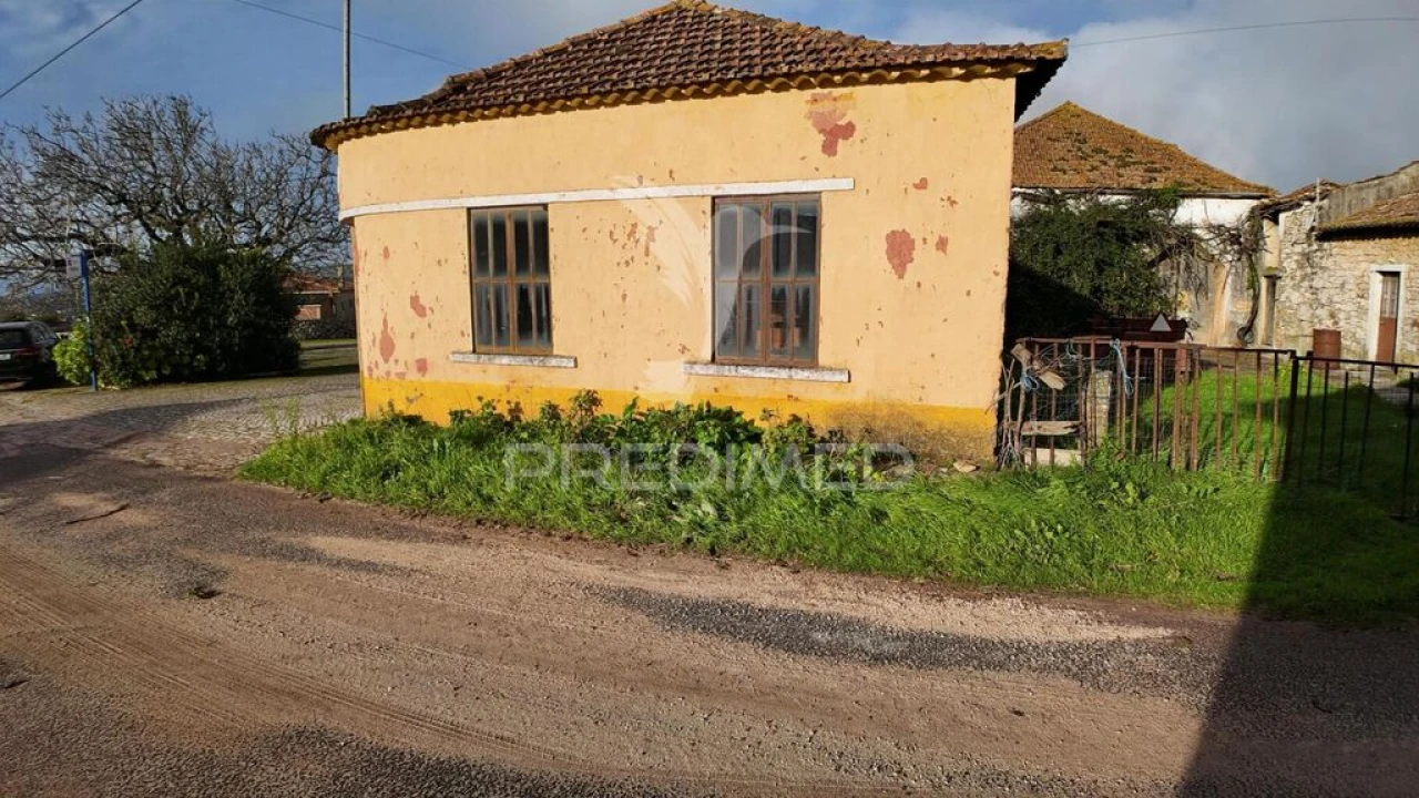 Moradia T2 para Venda em Serra de Santo Antonio Foto 5