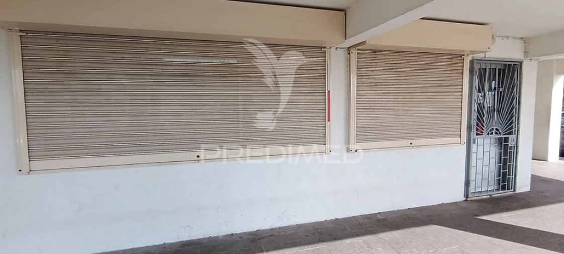 Loja para Venda em Alhos Vedros Foto 11