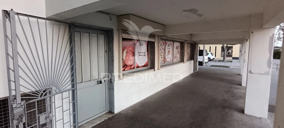 Loja para Venda em Alhos Vedros Foto 3